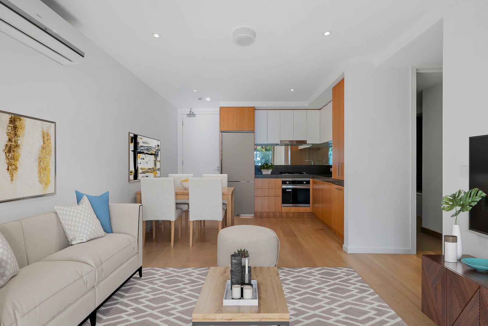 Gallery: 106/6 Kokaribb Road