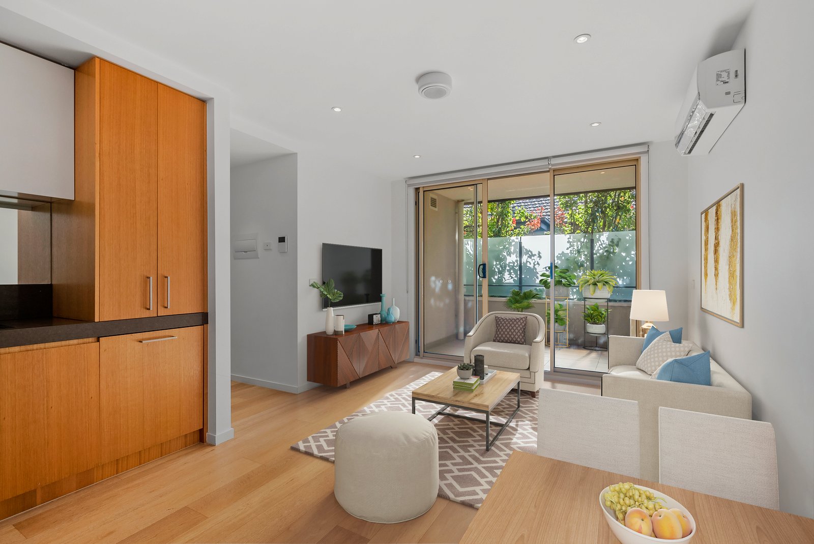 Gallery: 106/6 Kokaribb Road