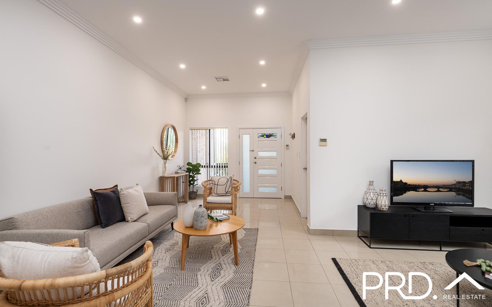 106a Tompson Road PANANIA 2