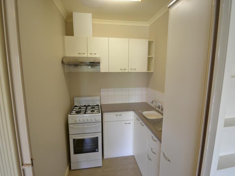 Gallery: 10/7 Anderson Court