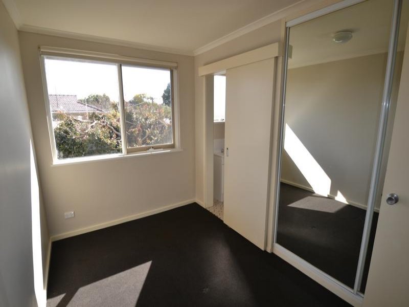 Gallery: 10/7 Anderson Court