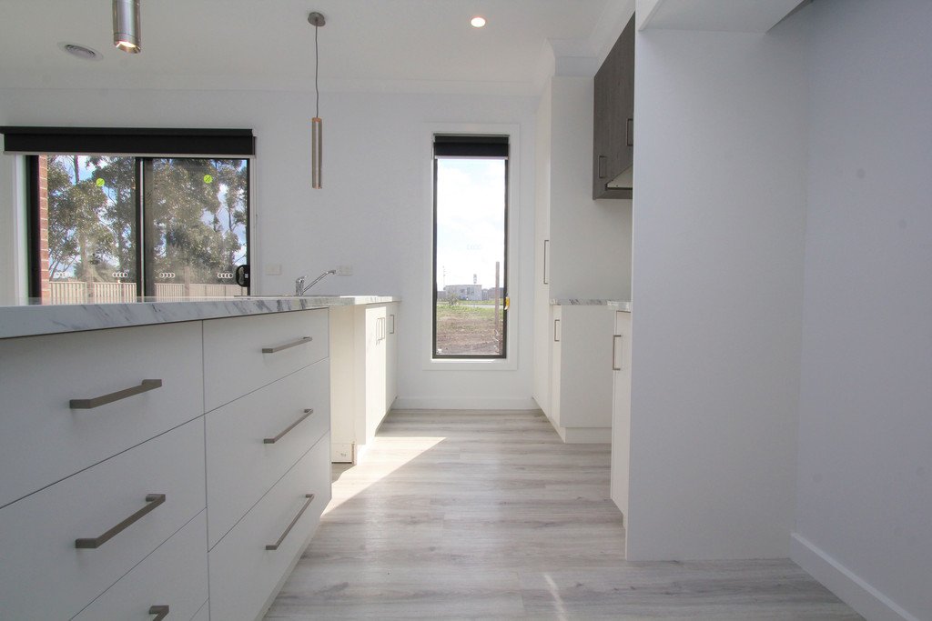 107 Ascot Gardens Drive DELACOMBE 2