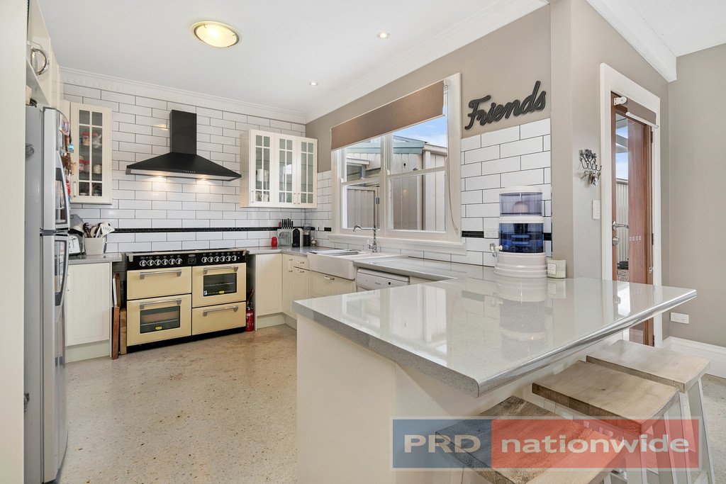 107 Beverin Street SEBASTOPOL 5