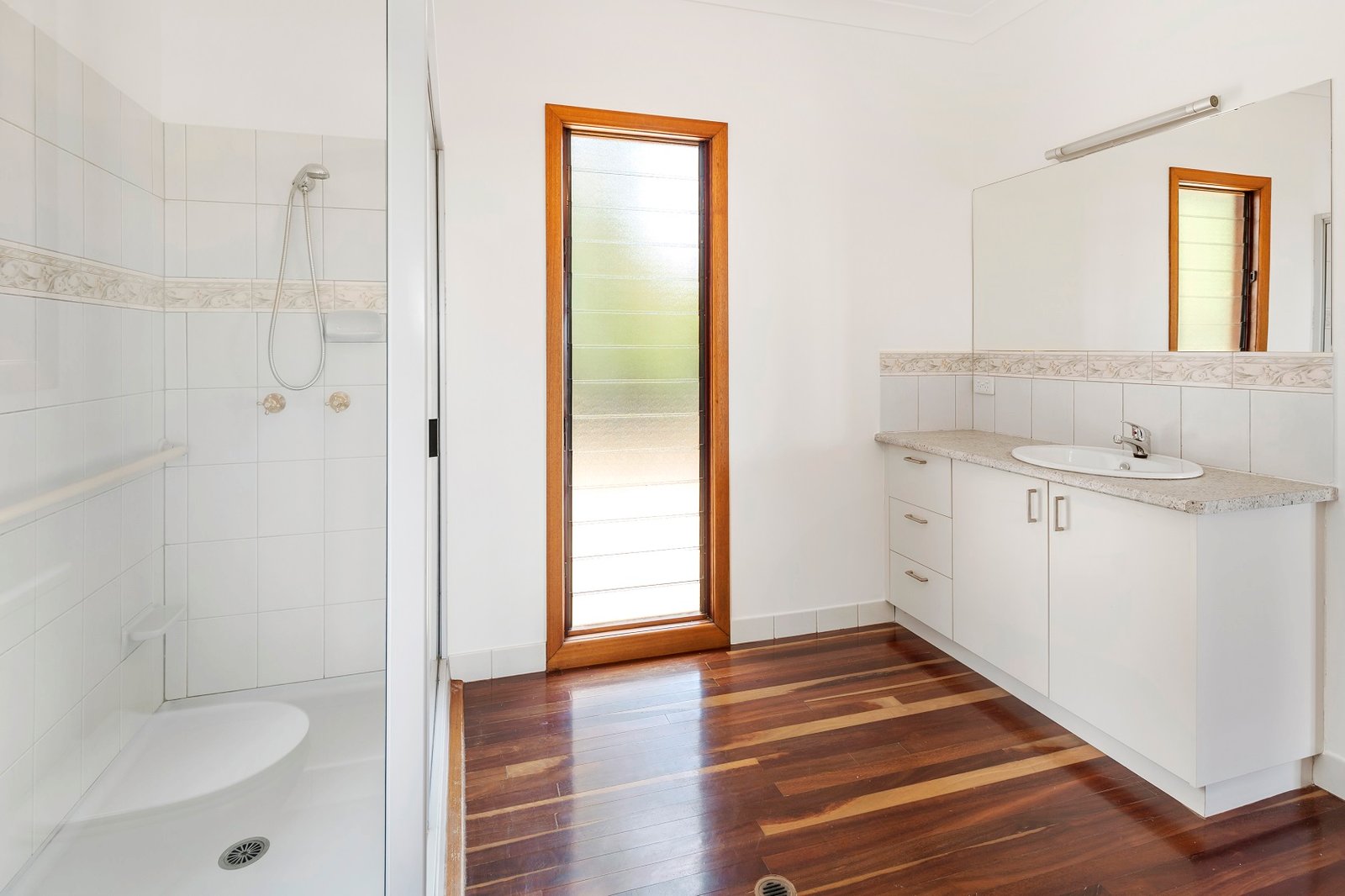 107 Camille Drive STRATHDICKIE 8