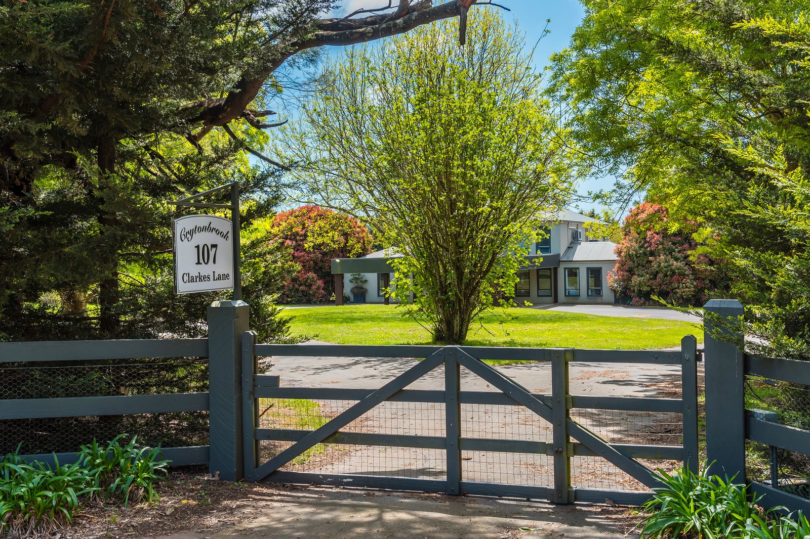 Real Estate and Property in 107 Clarkes Lane, Woodend, VIC