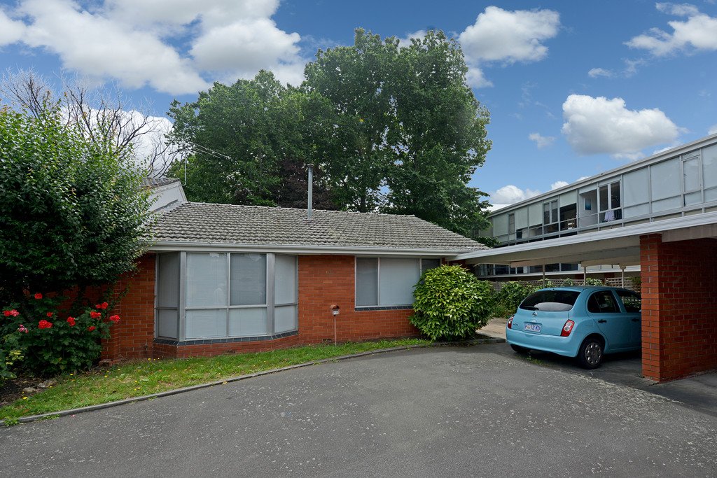 10/7 Derwentwater Avenue SANDY BAY 3