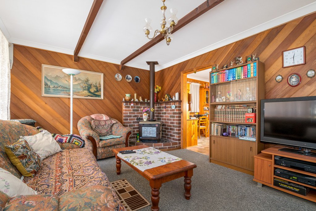 107 Devonshire Crescent OAK FLATS 6
