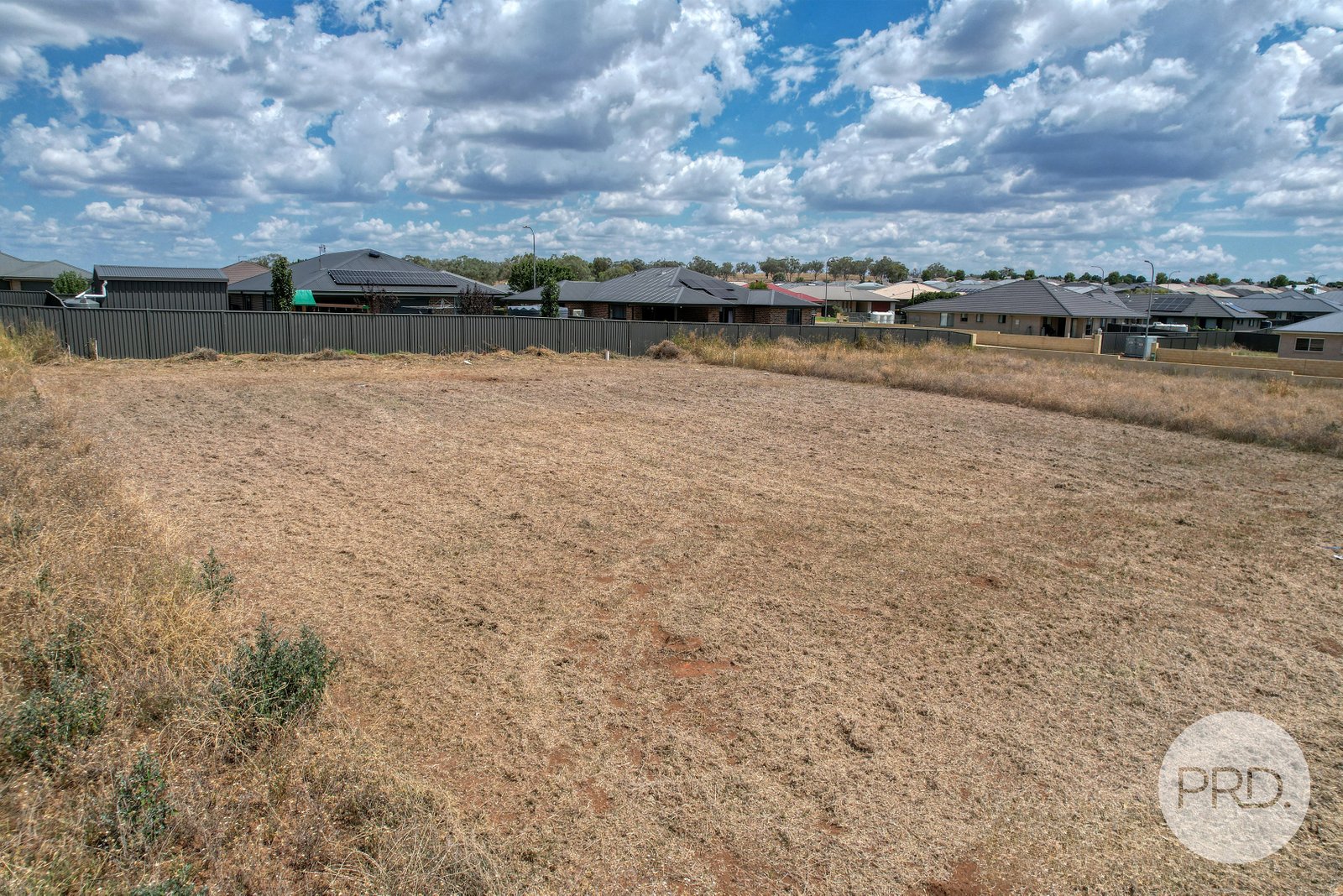 107 Evesham Circuit TAMWORTH 5