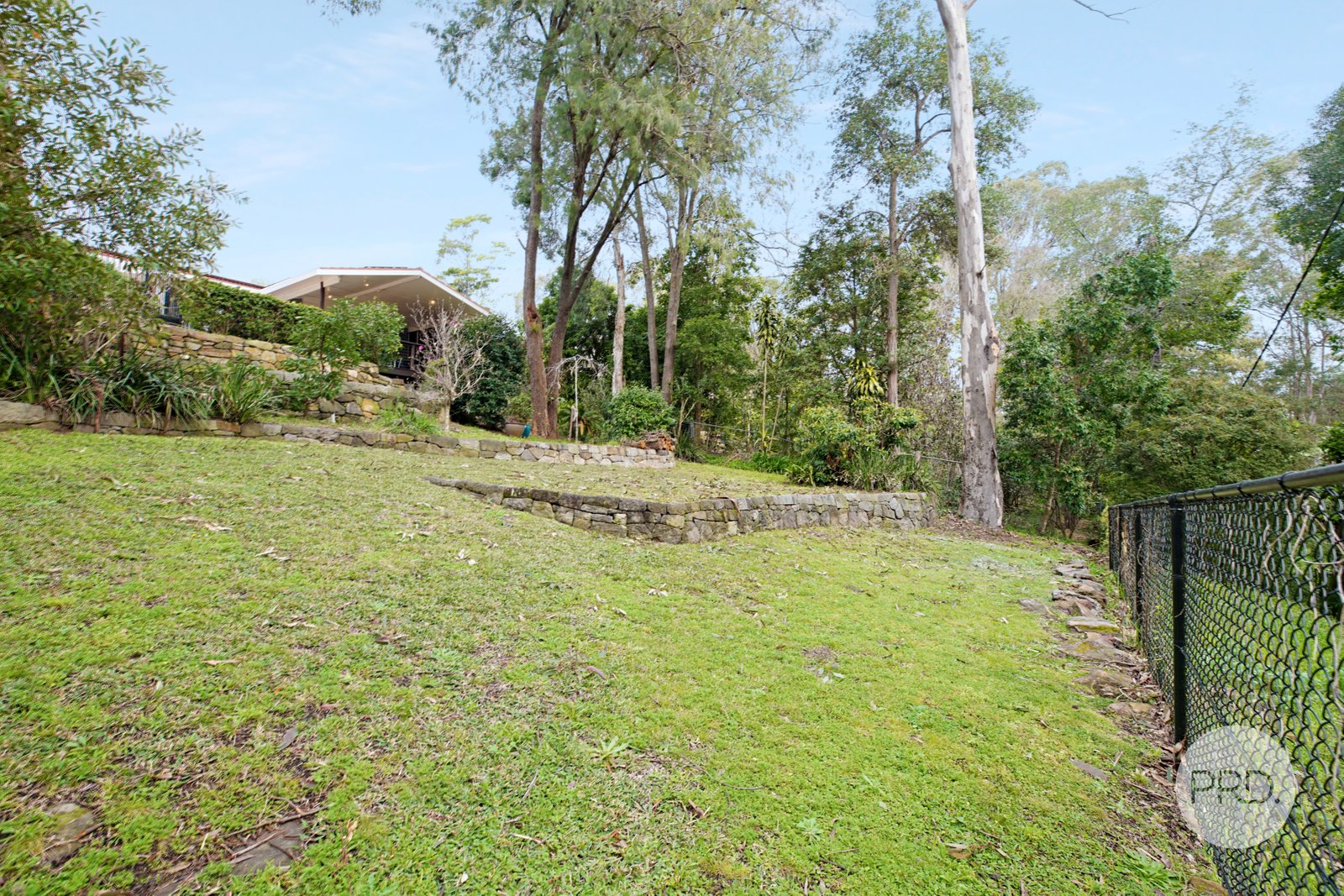 107 Governors Drive LAPSTONE 27