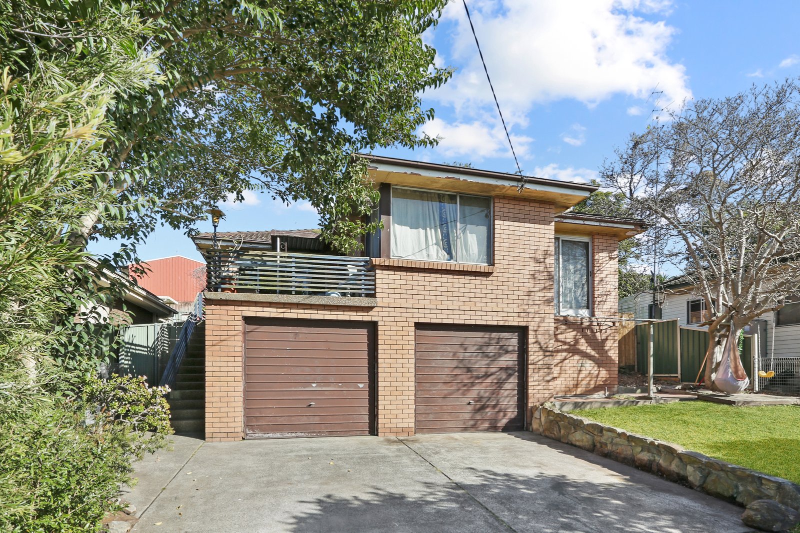 107 Kanahooka Road KANAHOOKA 1