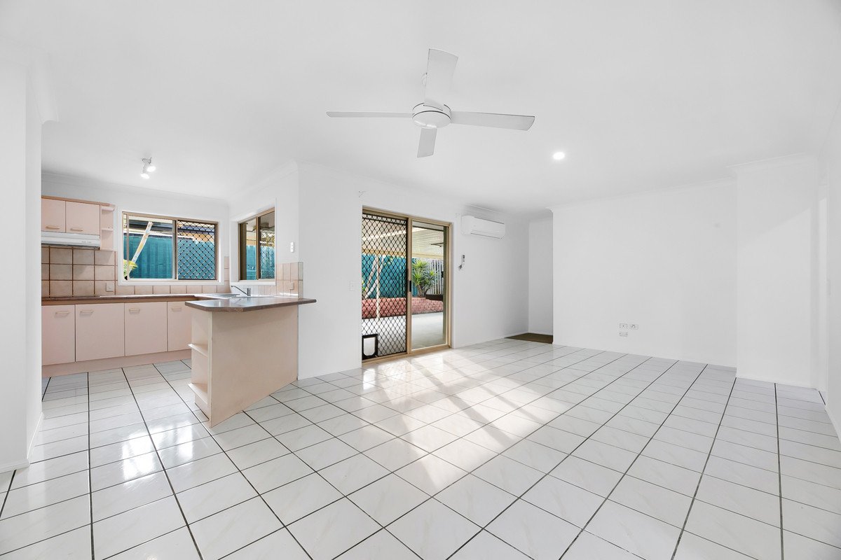 107 Kingarry Circuit Merrimac 5