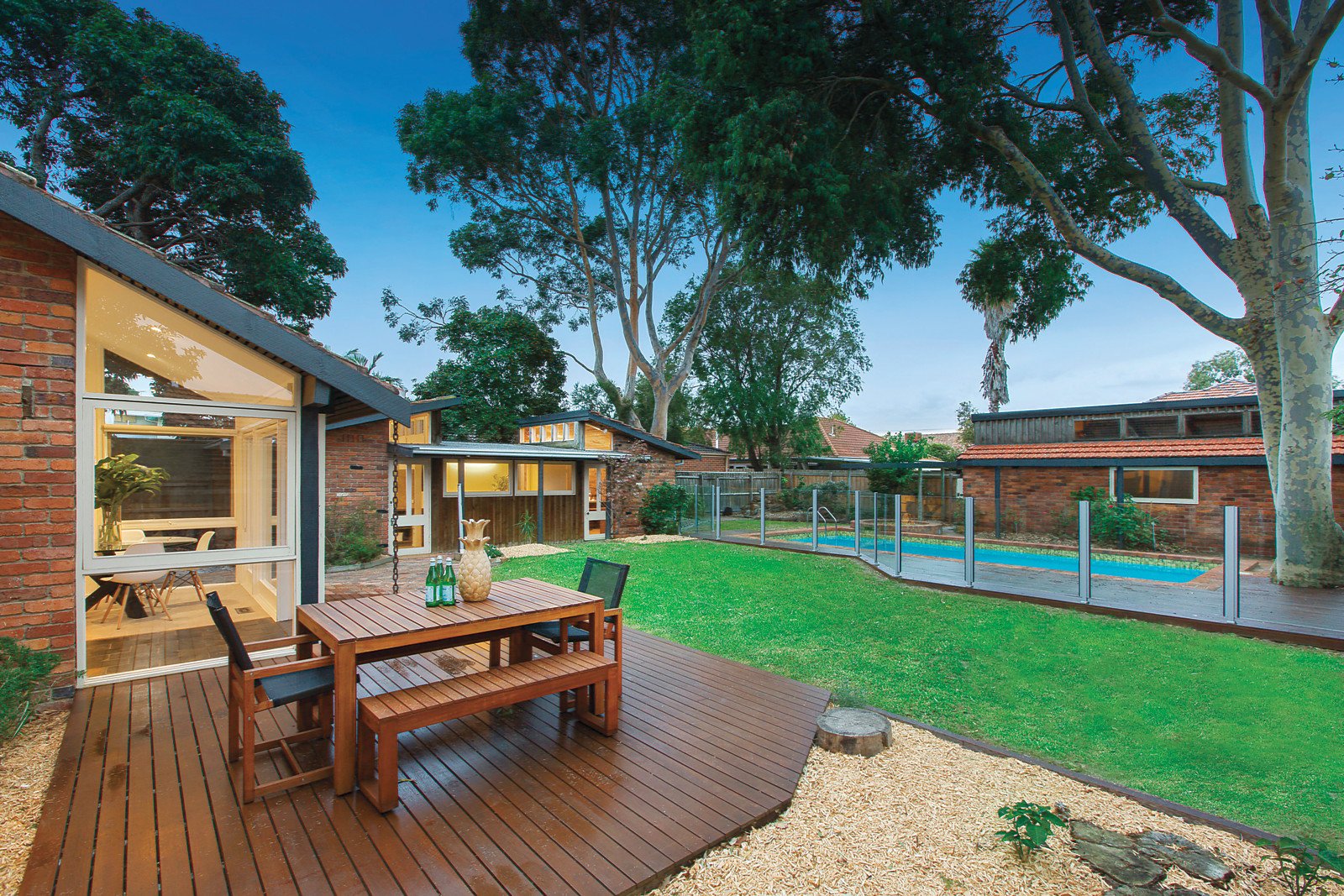 107 Linacre Road, Hampton, VIC