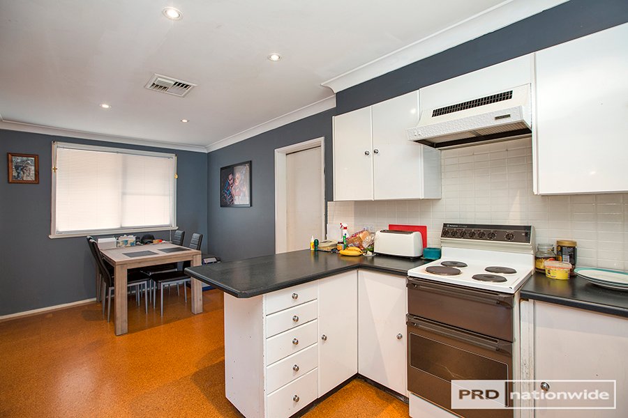 107 Manilla Road TAMWORTH 3