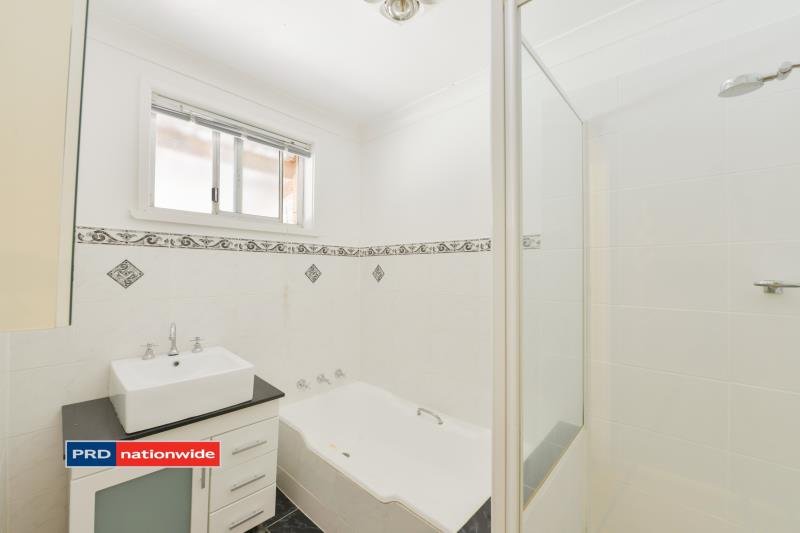 107 Manilla Road TAMWORTH 8