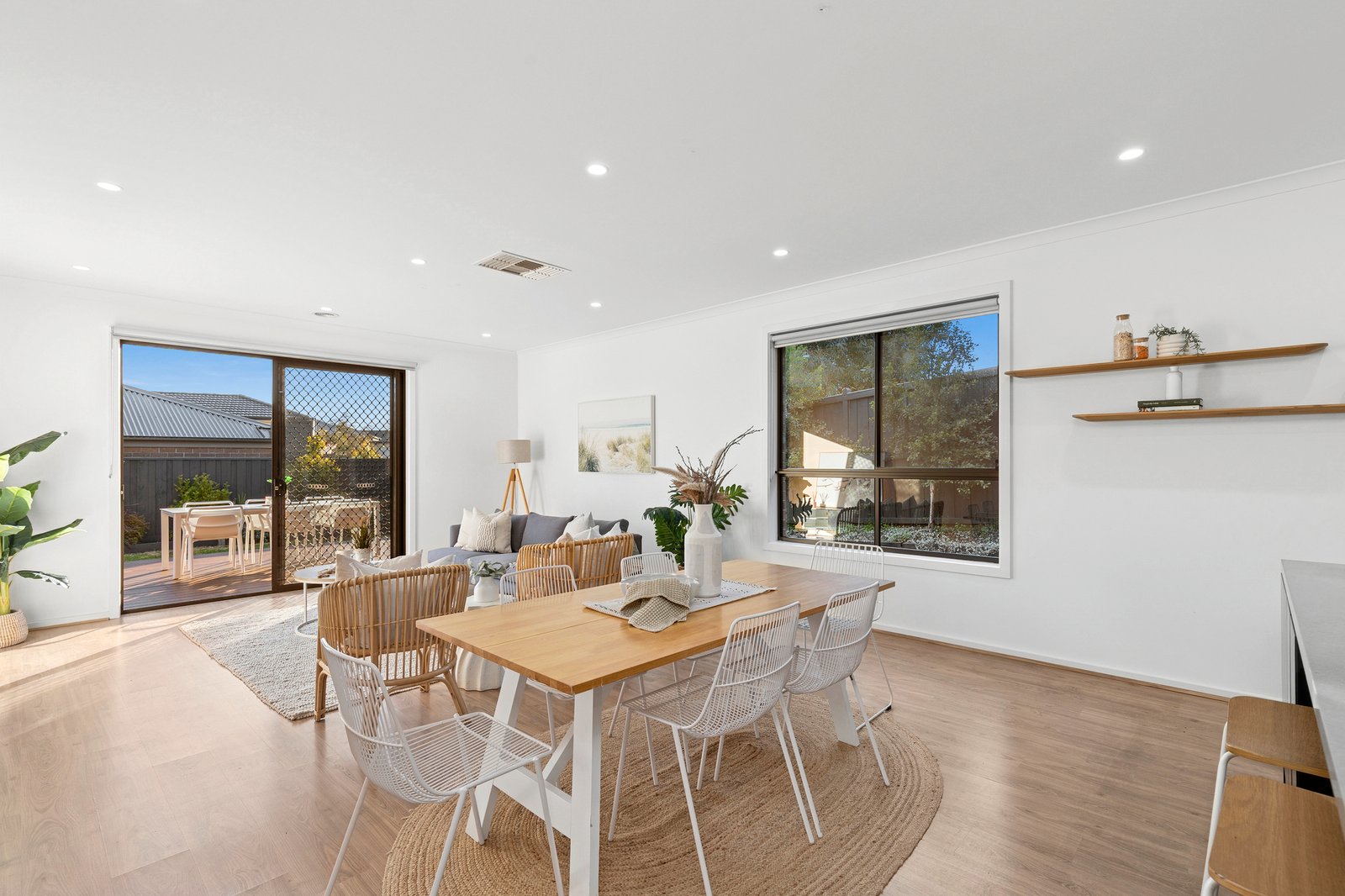 Gallery: 107 Monier Way
