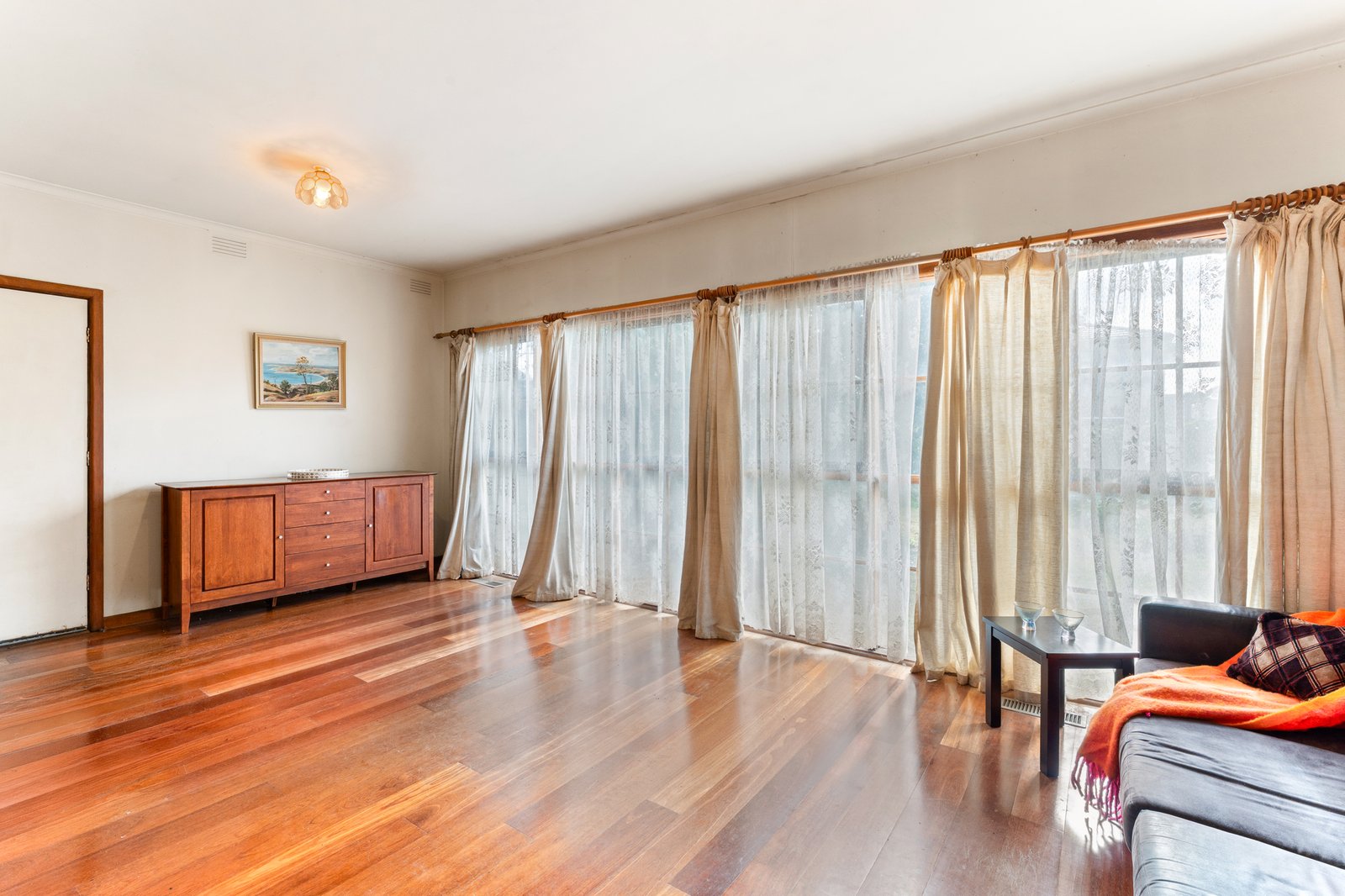 Gallery: 107 Parkmore Road