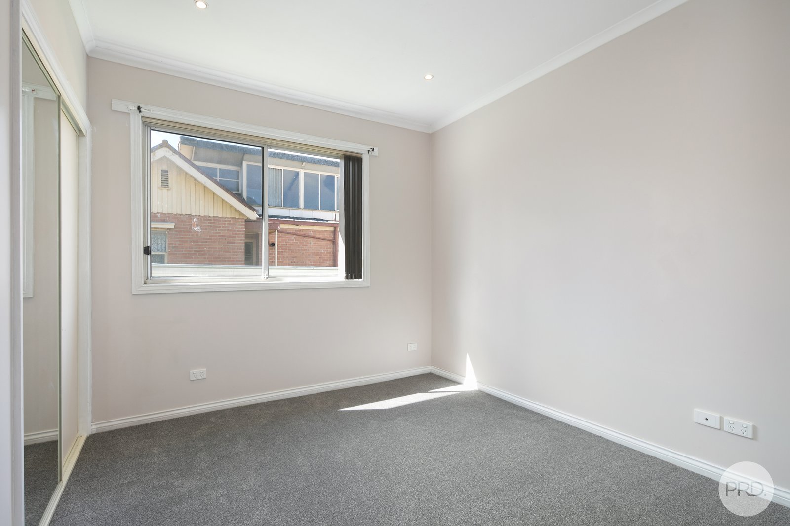 107 Sutton Street REDAN 9