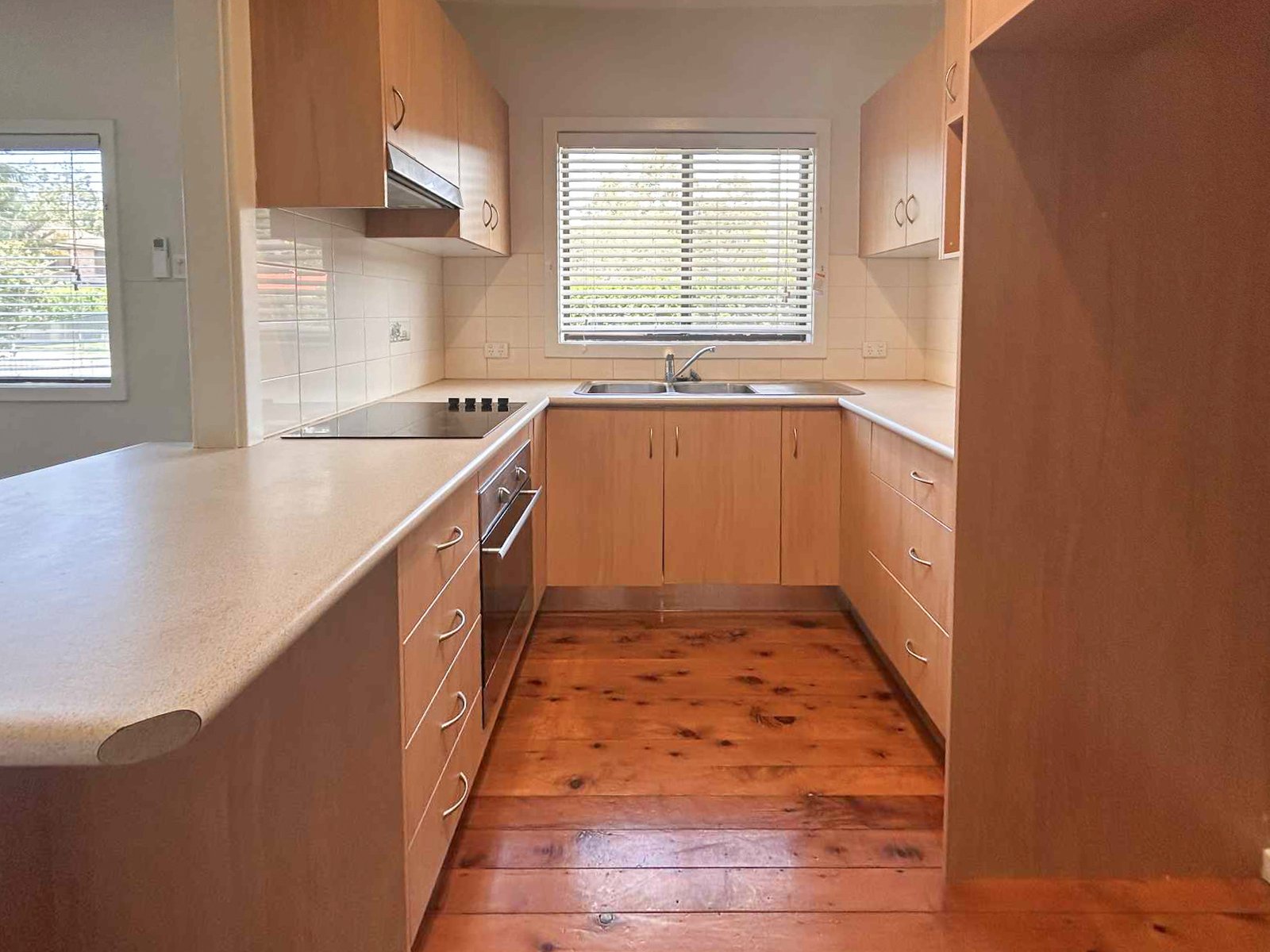 107 Tomaree Road SHOAL BAY 6