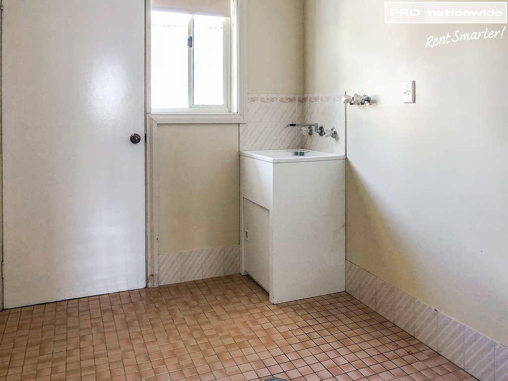 107 Undurra Drive GLENFIELD PARK 9