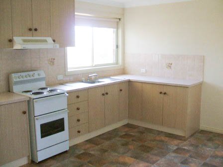 107 Undurra Drive GLENFIELD PARK 4