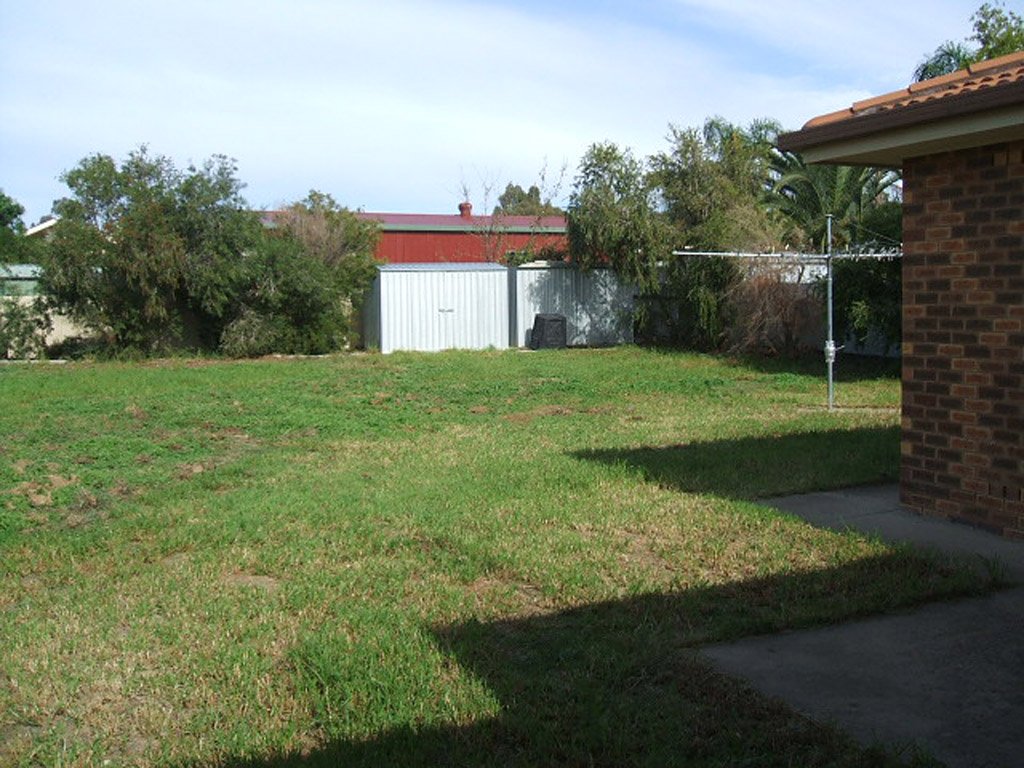 107 Undurra Drive GLENFIELD PARK 6