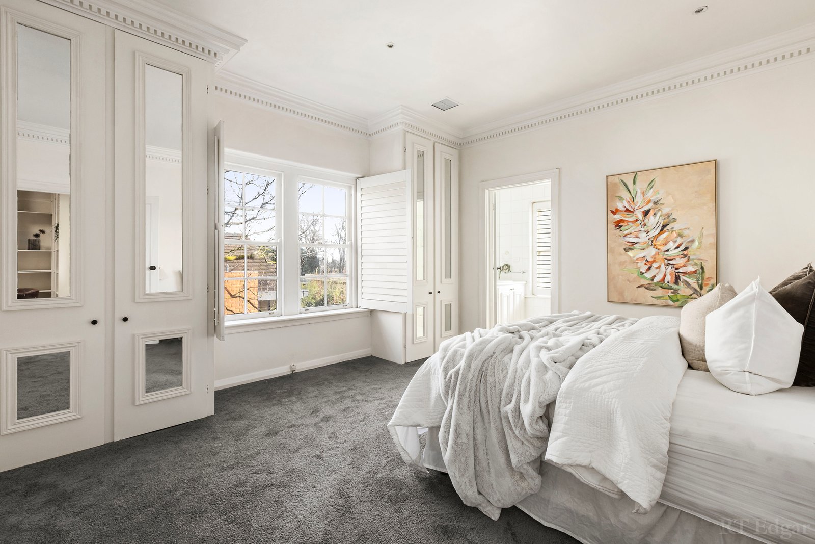 Real Estate and Property in 10/7 Wallace Avenue, Toorak, VIC