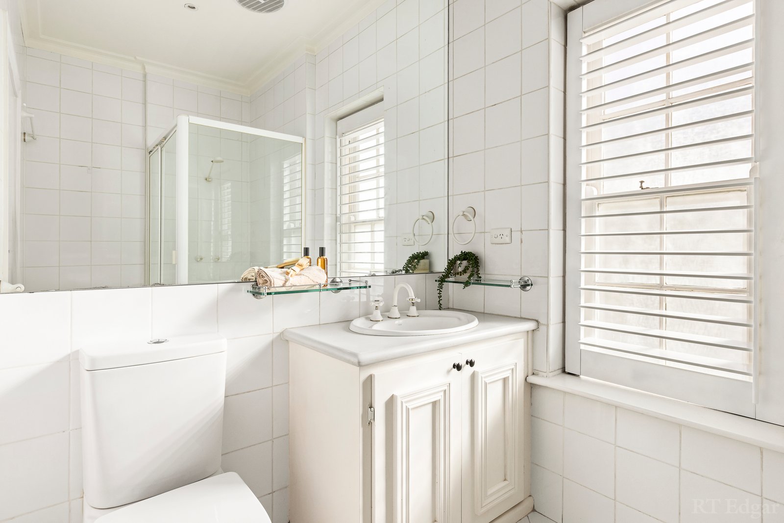 Real Estate and Property in 10/7 Wallace Avenue, Toorak, VIC