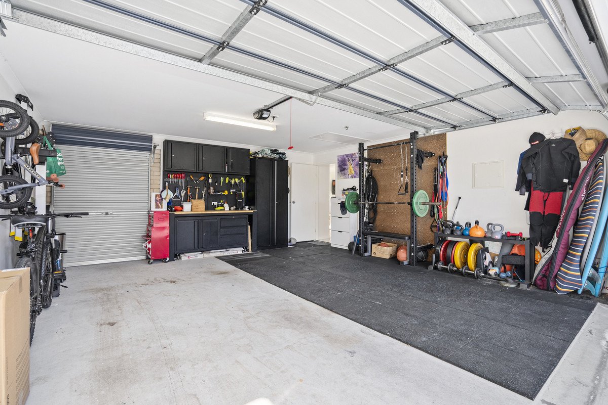 107 Yodelay Street VARSITY LAKES 19