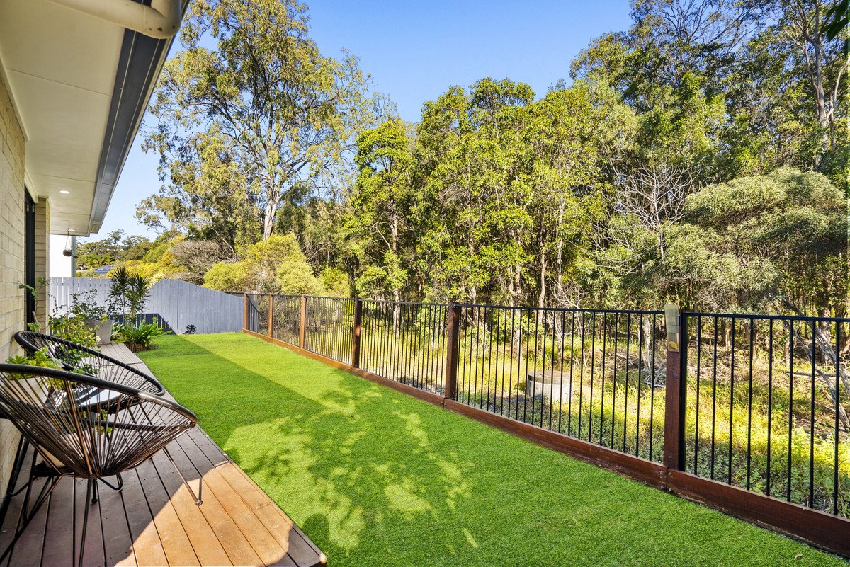 107 Yodelay Street VARSITY LAKES 4