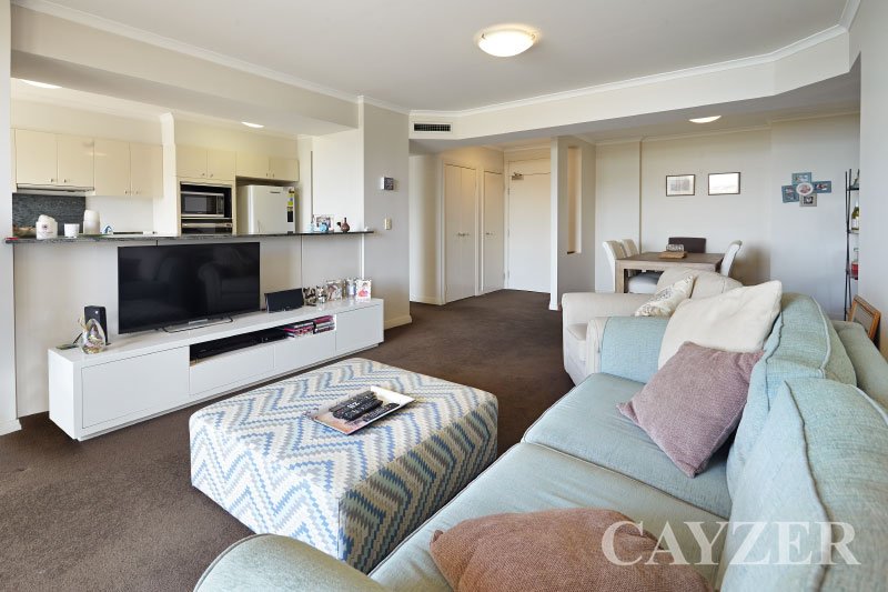 Gallery: 107/107 Beach Street