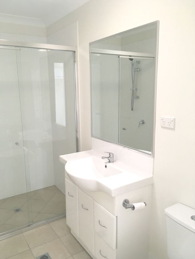 107/125 Franz RD  CLAYFIELD 3