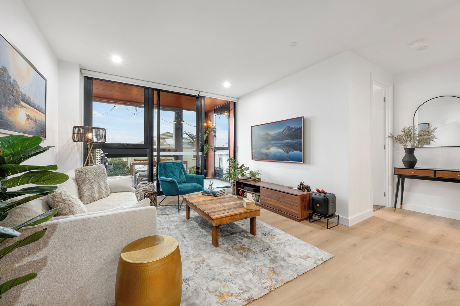 107/134-138 McKinnon Road, McKinnon, 3204