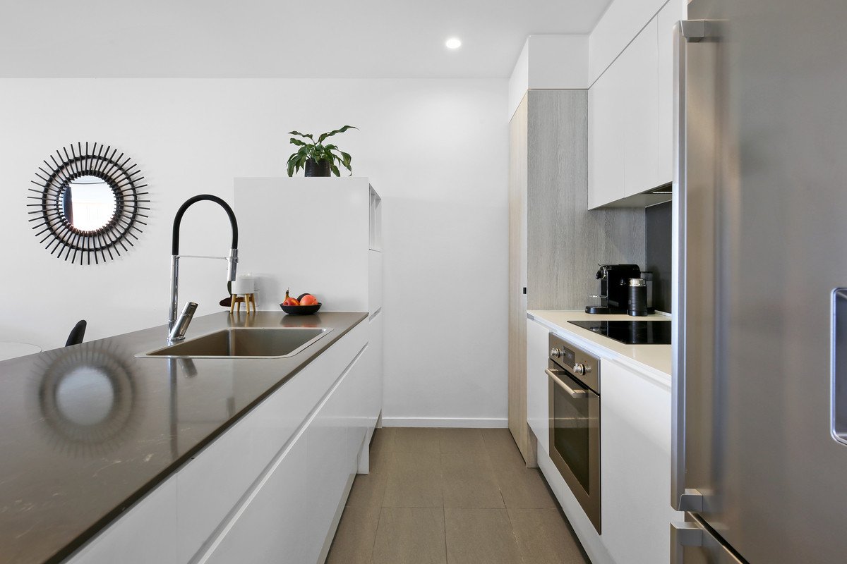 10/72 The Esplanade Burleigh Heads 3