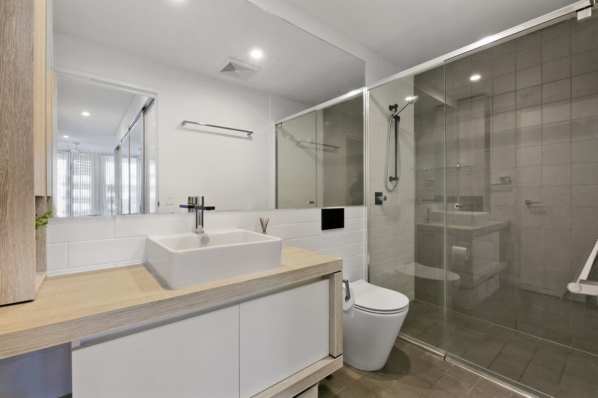 10/72 The Esplanade Burleigh Heads 17