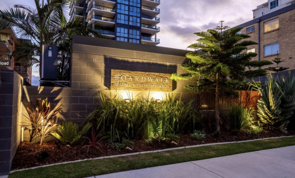 10/72 The Esplanade Burleigh Heads 25
