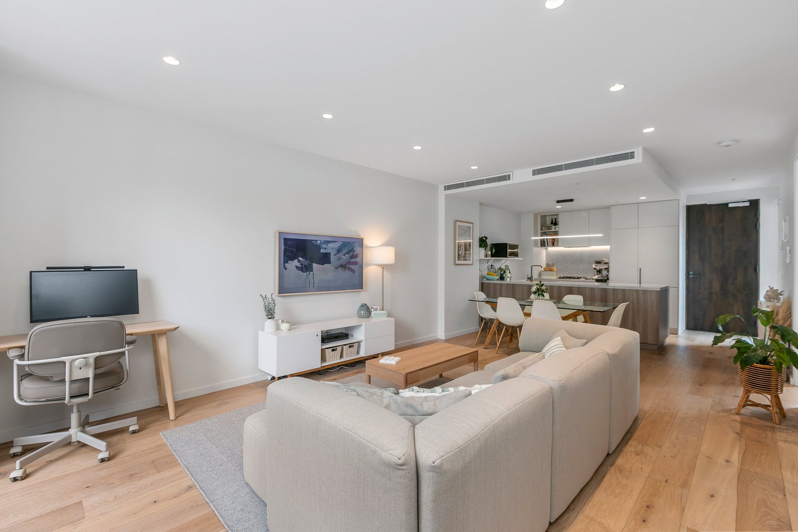 Gallery: 107/27 Aitken Street