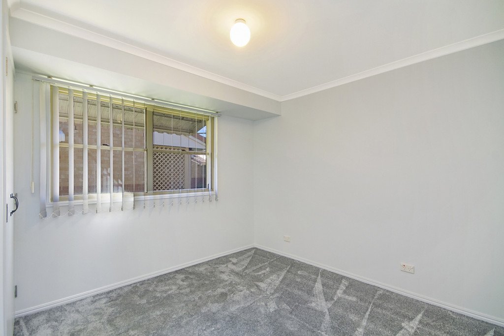 10/74 Greenway Drive BANORA POINT 3