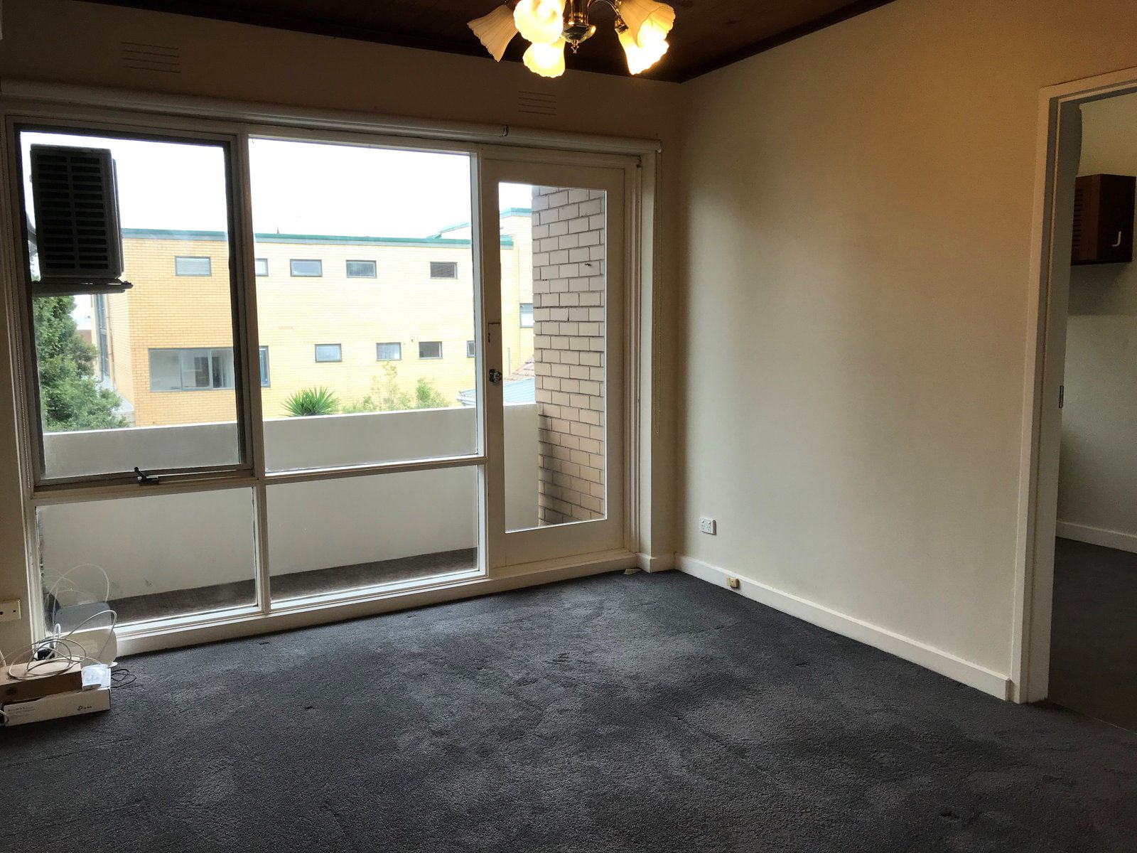 Gallery: 10/76 Bay Road