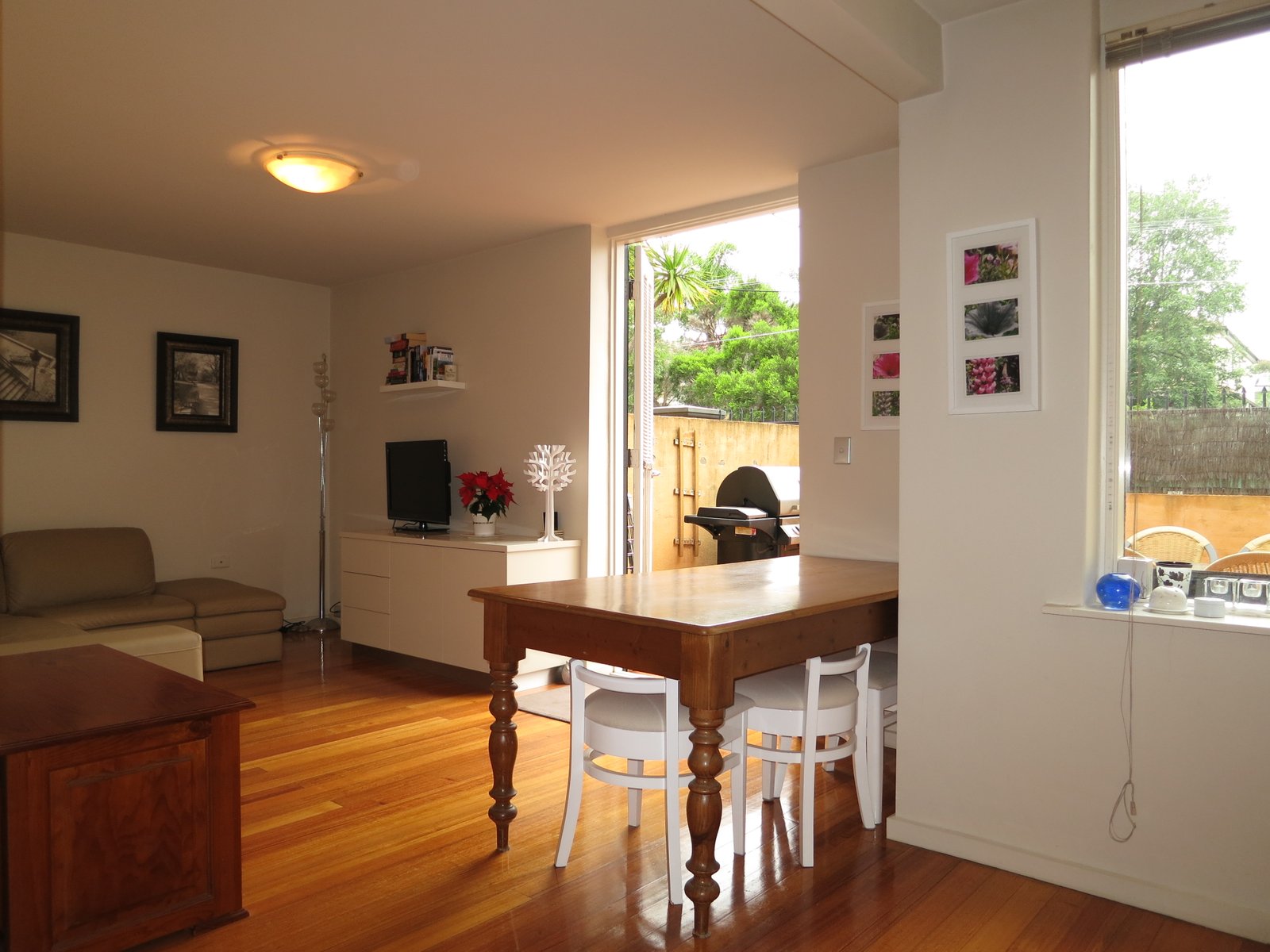 Gallery: 10/77 Westbury Street