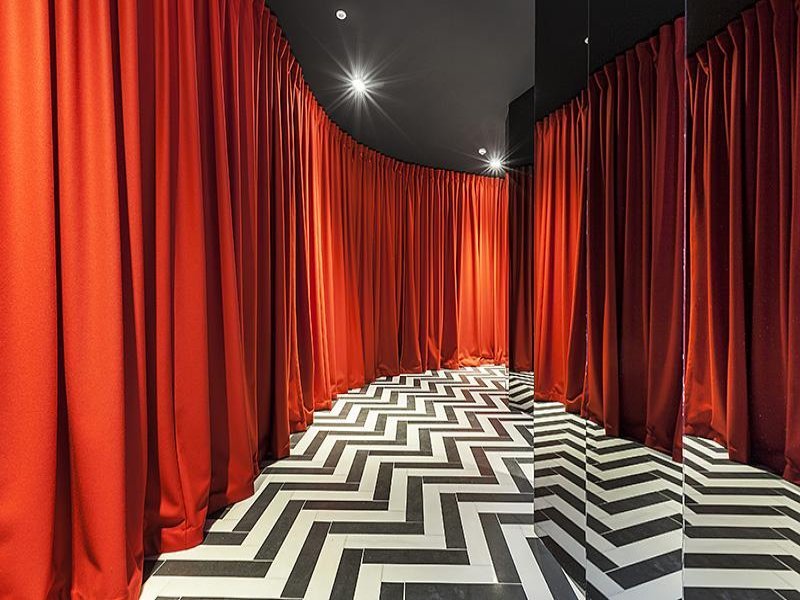 Gallery: 107/72 Acland Street