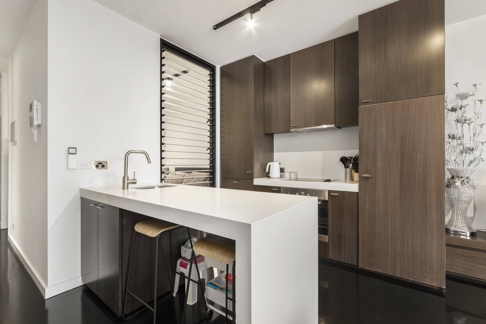Gallery: 107/72 Acland Street
