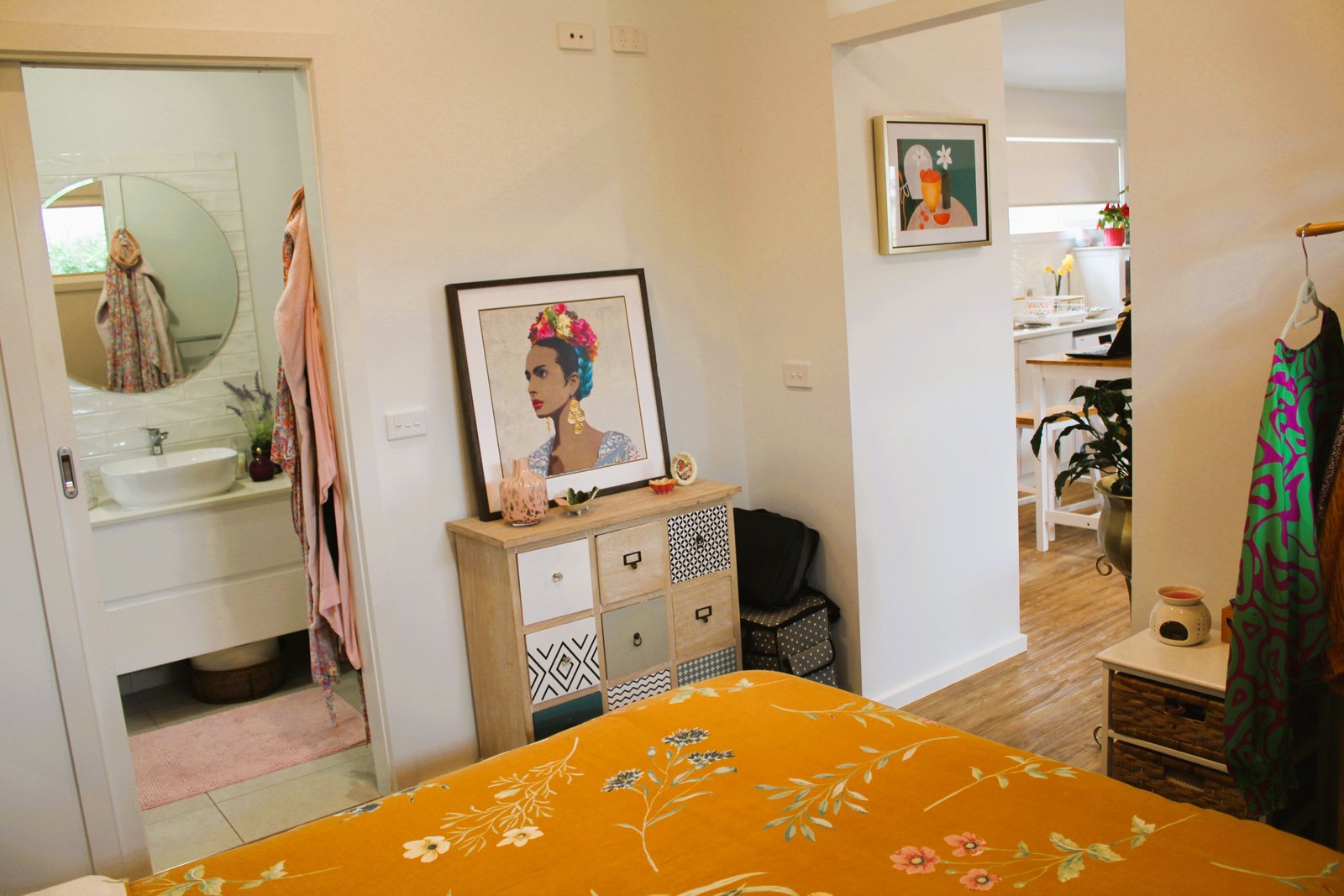 Gallery: 107A Little Dodds Street