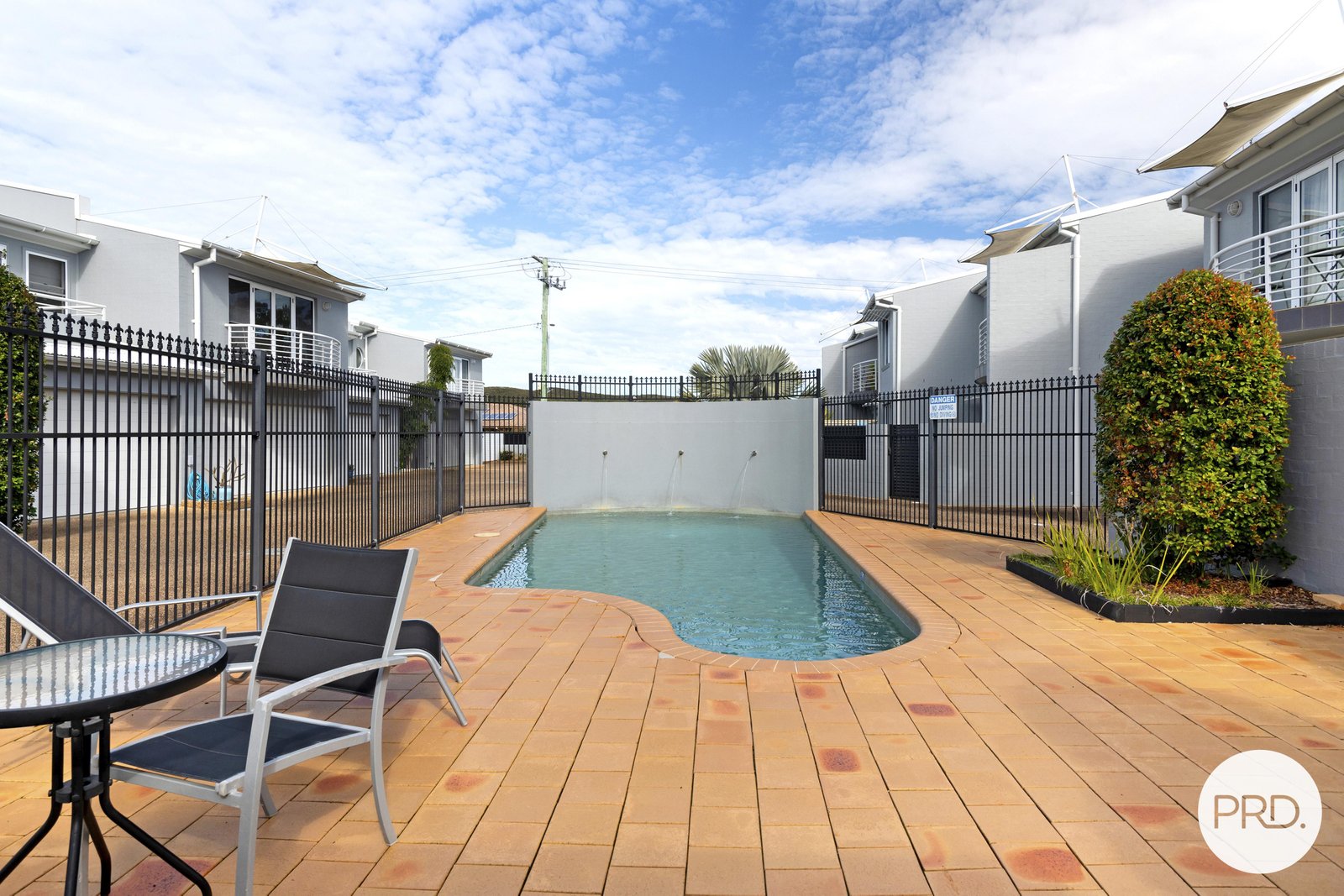 10/8 Ala Moana Way FINGAL BAY 10