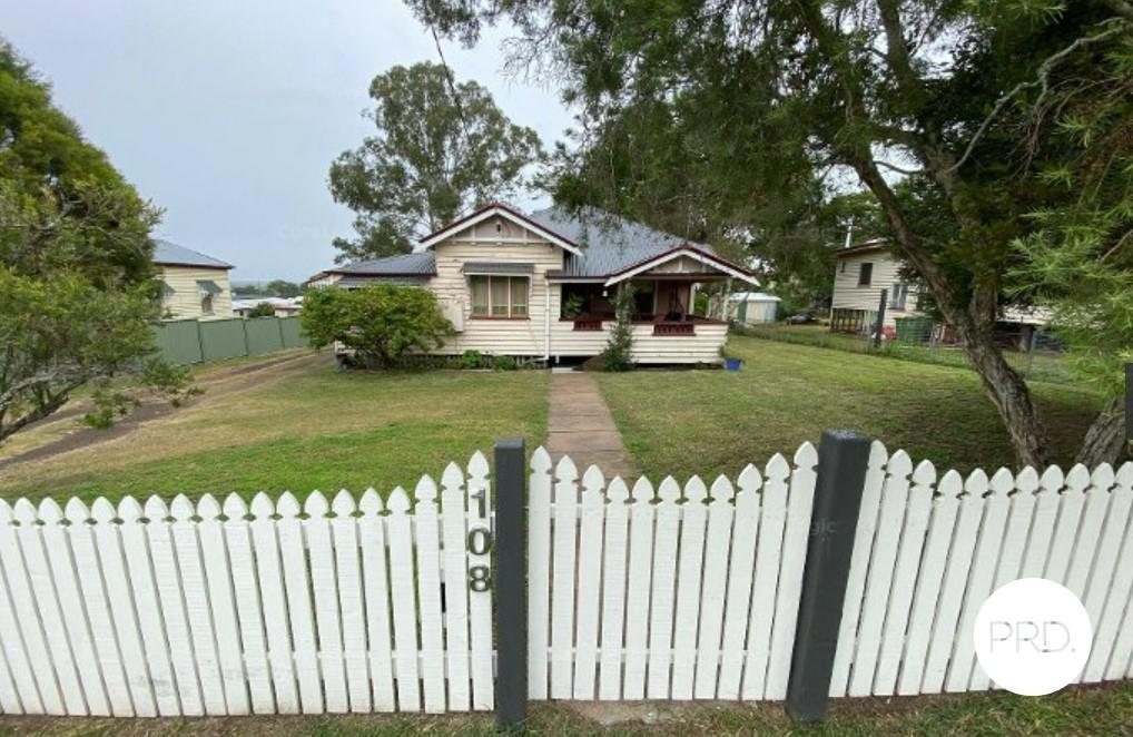 108 Albert Street ROSEWOOD 1