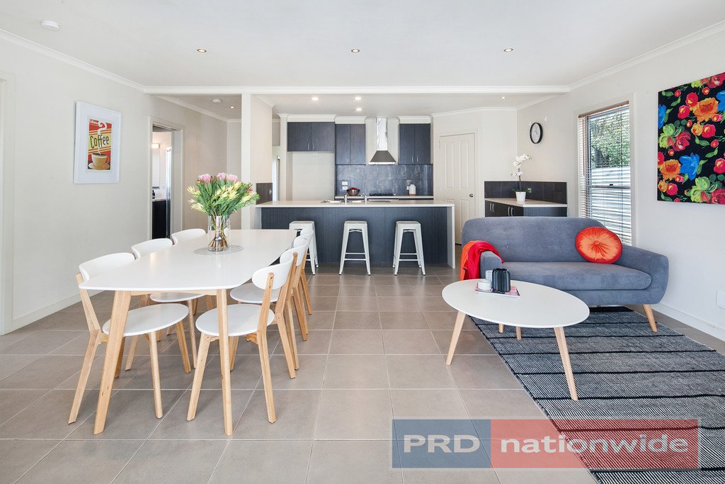 108 Canterbury Street BROWN HILL 3