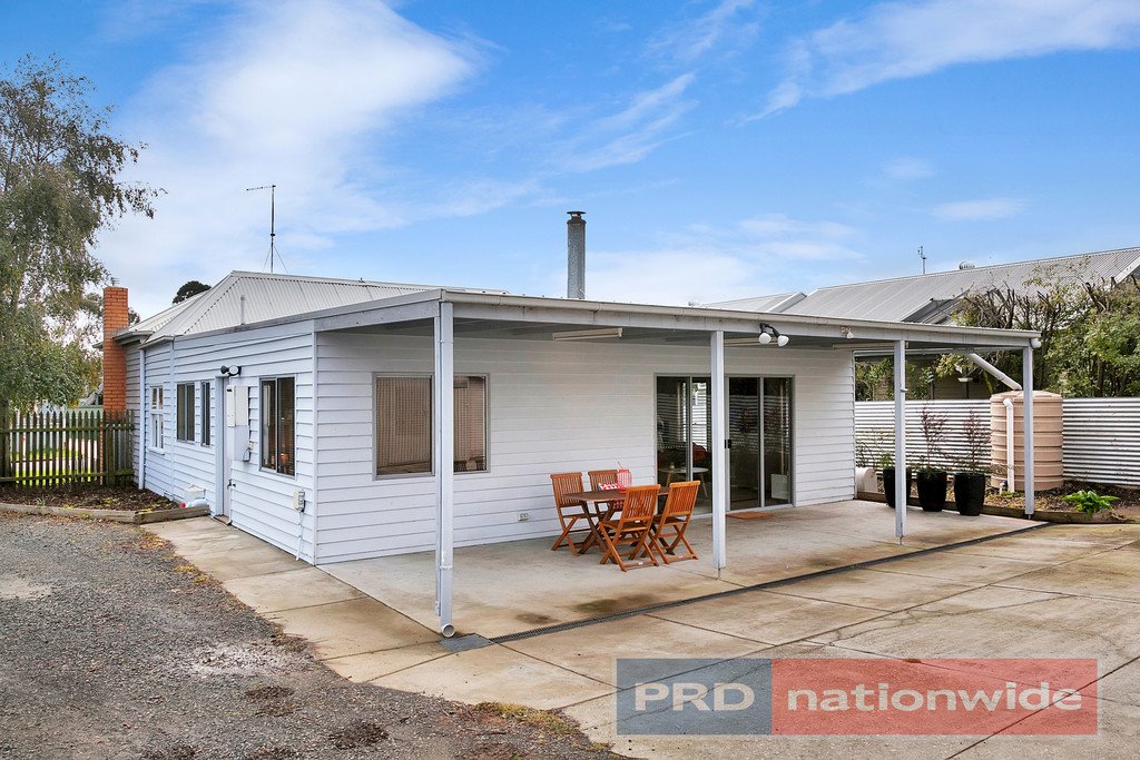 108 Canterbury Street BROWN HILL 10
