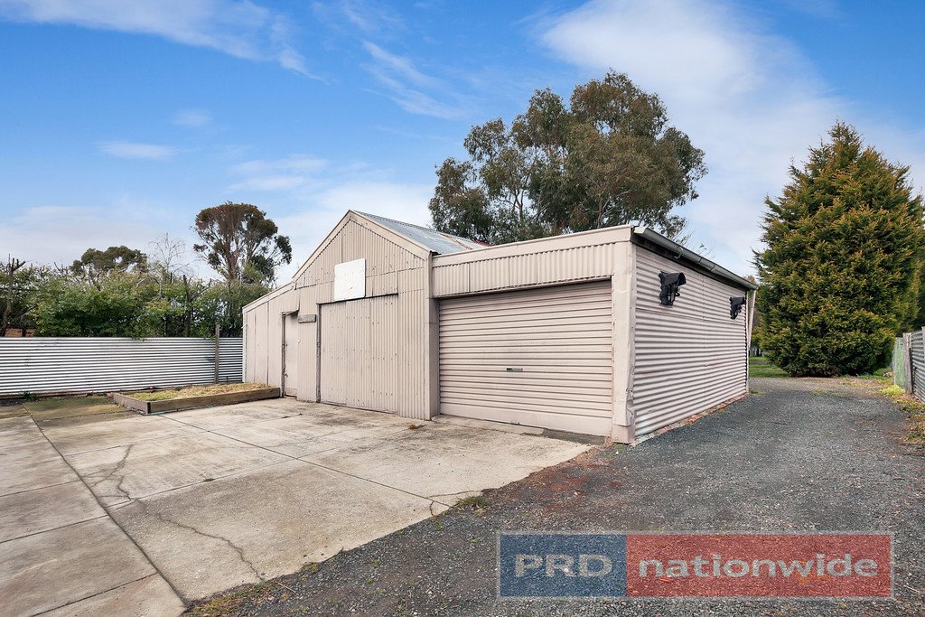 108 Canterbury Street BROWN HILL 11