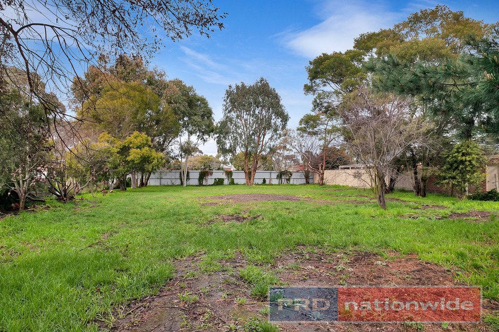 108 Canterbury Street BROWN HILL 12