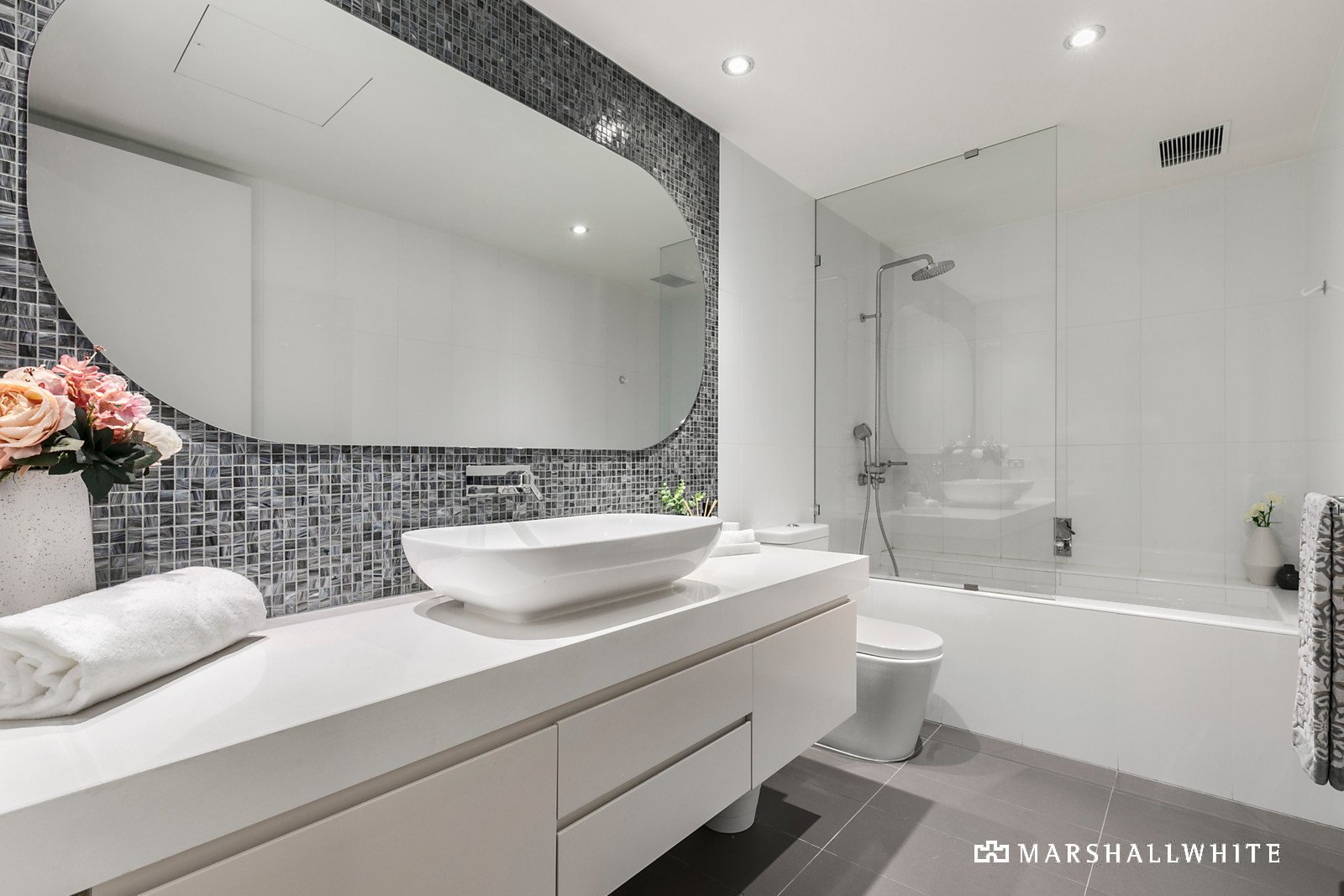 10/8 Cobden Street, Kew, VIC