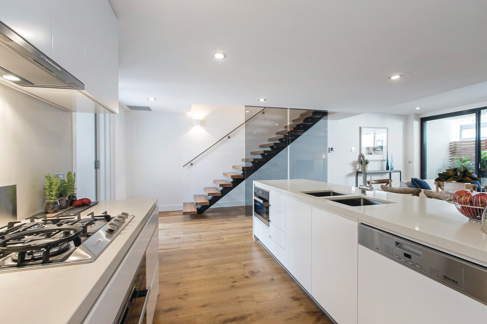 10/8 Cobden Street, Kew, VIC